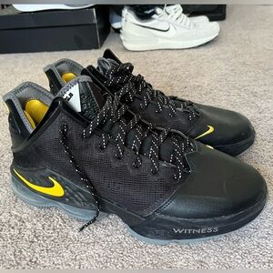 Nike Lebron XIX 19 Low Witness, Men’s Sz 12
